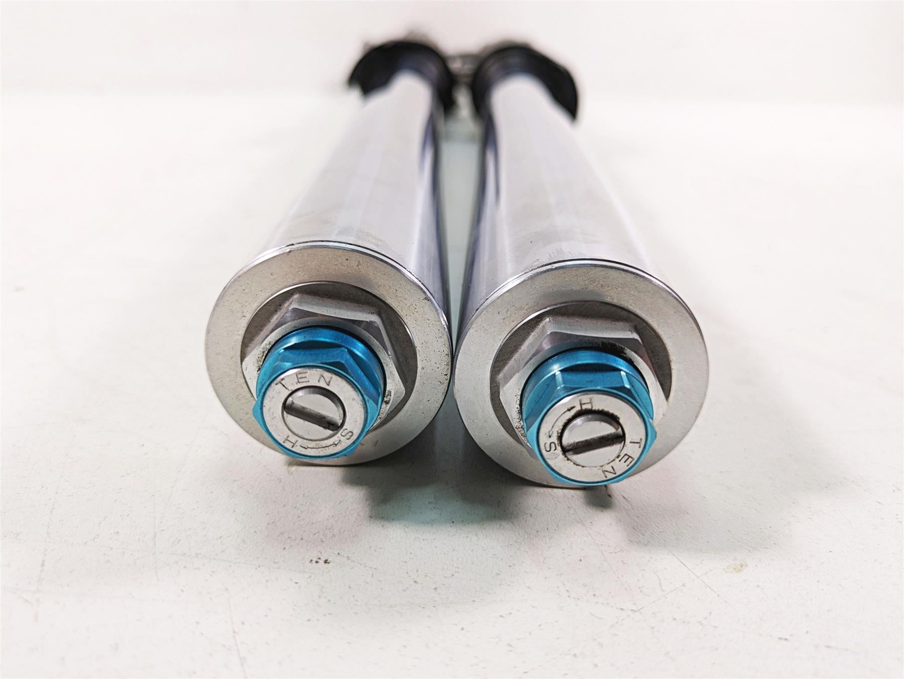2002 Yamaha FZ1 FZS1000 Fazer Straight Front Fork Leg Damper Set 5LV-23103-00-00 {{ shop.shopifyCountryName }} - Mototech271