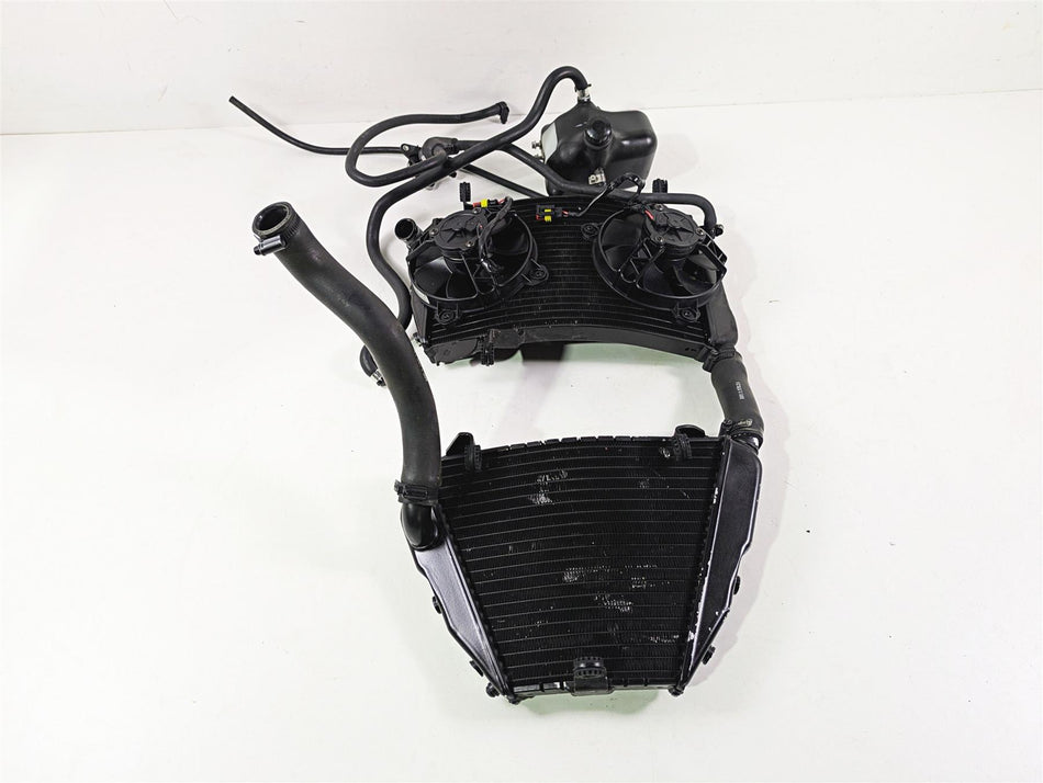 2010 Ducati Streetfighter 1098 S Upper Lower Coolant Radiator Set 54840841A {{ shop.shopifyCountryName }} - Mototech271