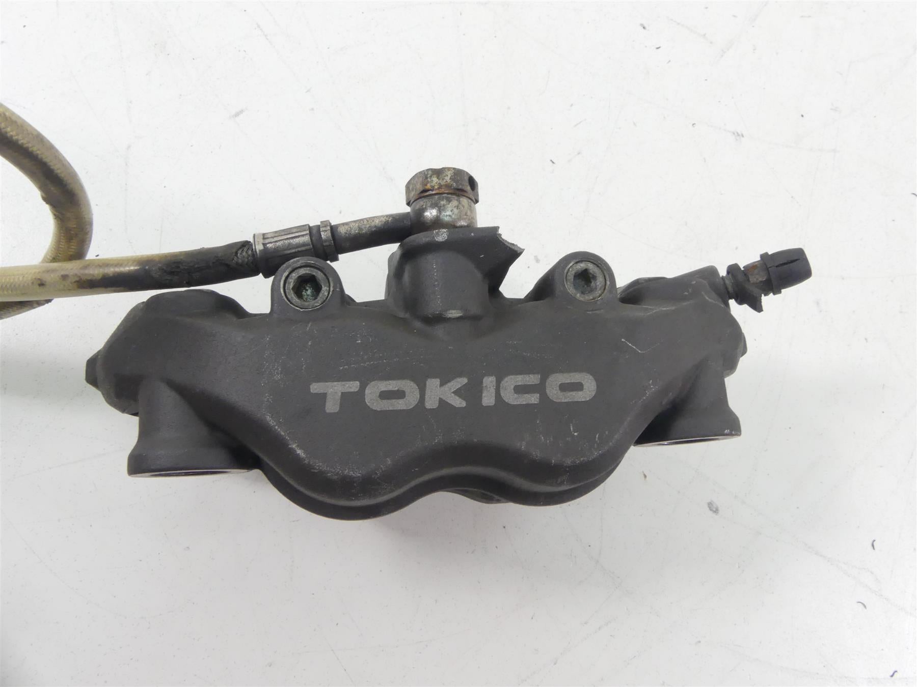 2004 Honda CBR1000RR SC57 Front Tokico Brake Caliper Set 45250-MEL-023 {{ shop.shopifyCountryName }} - Mototech271