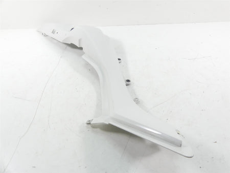 2017 BMW R1200RT K52 Left Tail Side Fairing Cover Alpinweiss 46638533567 {{ shop.shopifyCountryName }} - Mototech271