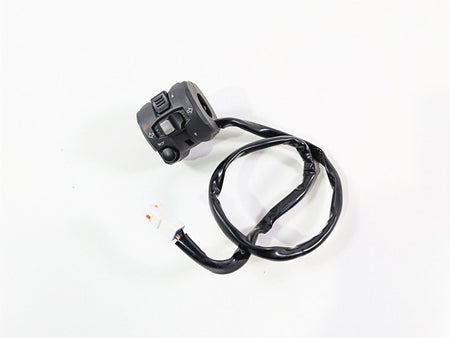 2019 Ducati 959 Panigale Left Hand Turn Signal Control Switch - Read 65110132A {{ shop.shopifyCountryName }} - Mototech271