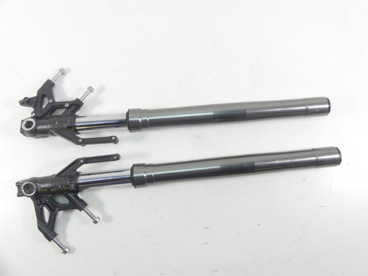 2018 Triumph Street Triple 765RS Front Straight Showa Forks T2041654 T2041653 {{ shop.shopifyCountryName }} - Mototech271