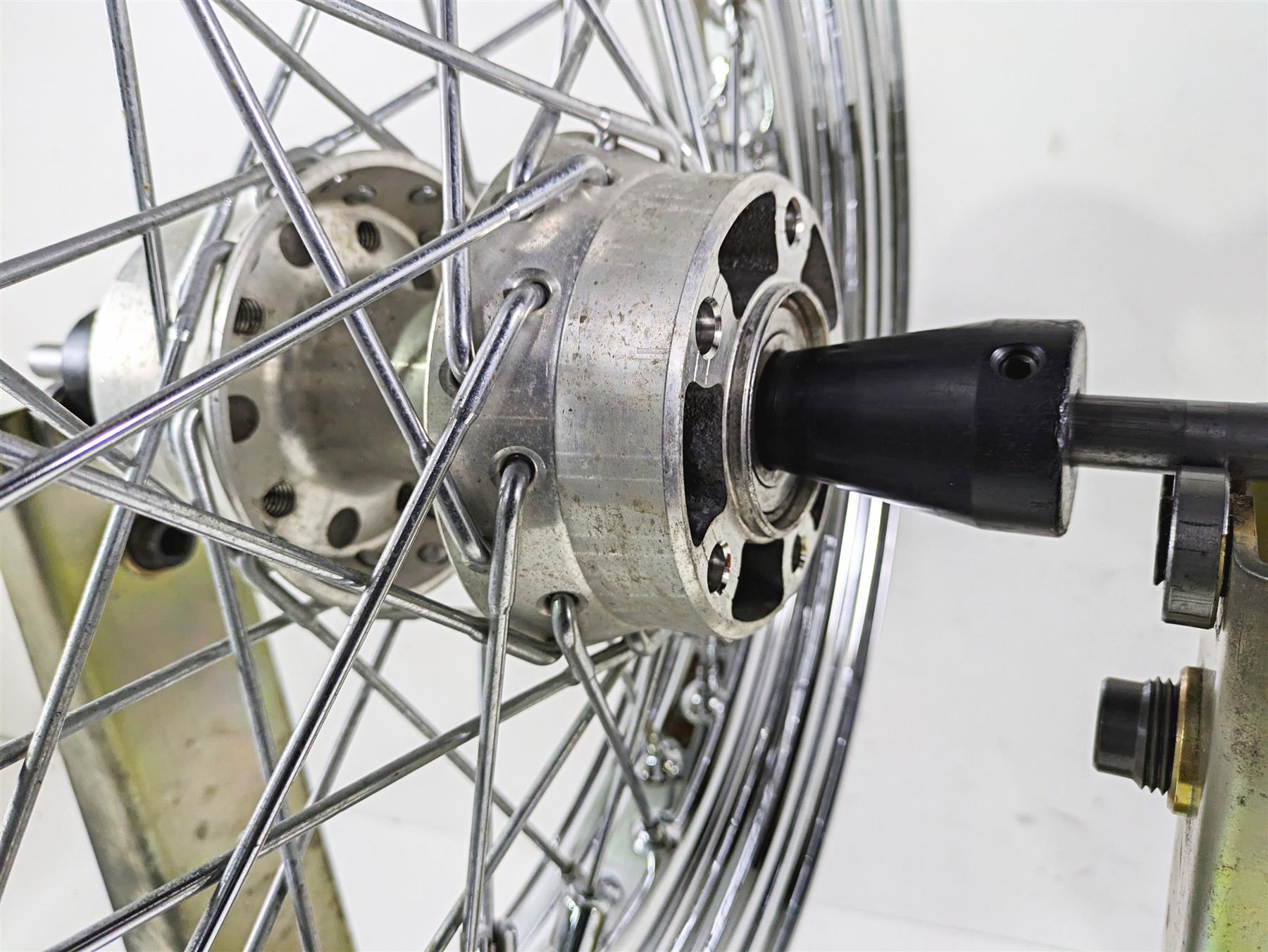 2020 Harley Softail FXST Standard 16x3 Rear Wheel Rim Spoke 40700-08A {{ shop.shopifyCountryName }} - Mototech271
