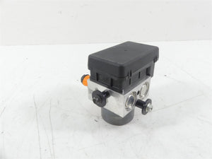 2015 Ducati Diavel Carbon Red Abs Brake Pump Pressure Module 54240481A | Mototech271