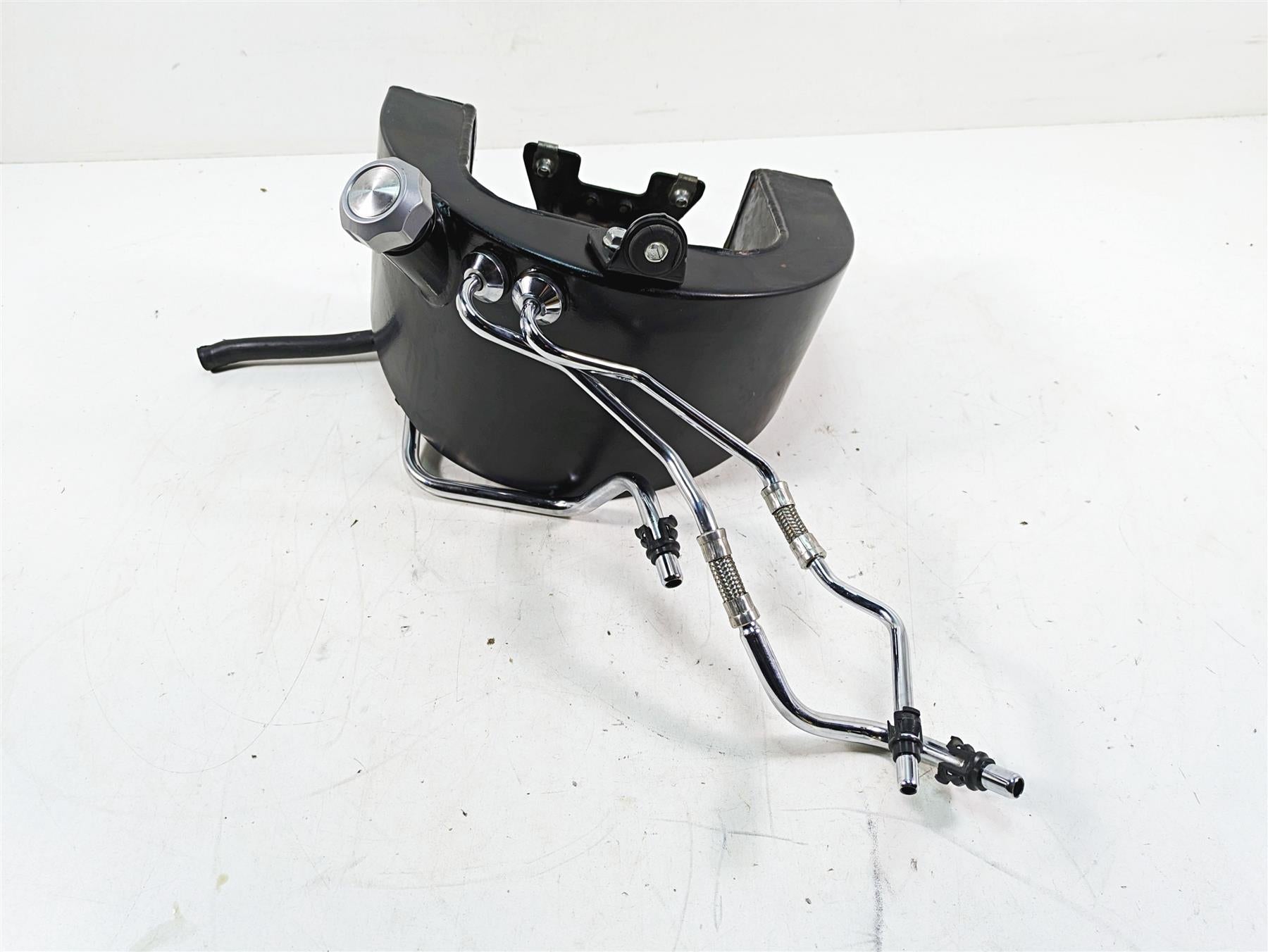 2013 Harley Softail FLSTFB Fat Boy Lo Oil Tank Reservoir Hoses Set 62507-10 | Mototech271