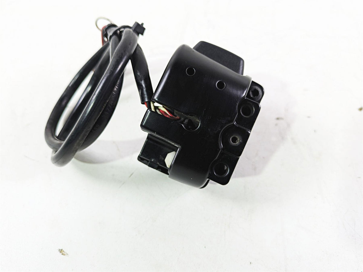 2018 Harley FXBR Softail Breakout Right Hand Start Stop Control Switch 71500462 {{ shop.shopifyCountryName }} - Mototech271