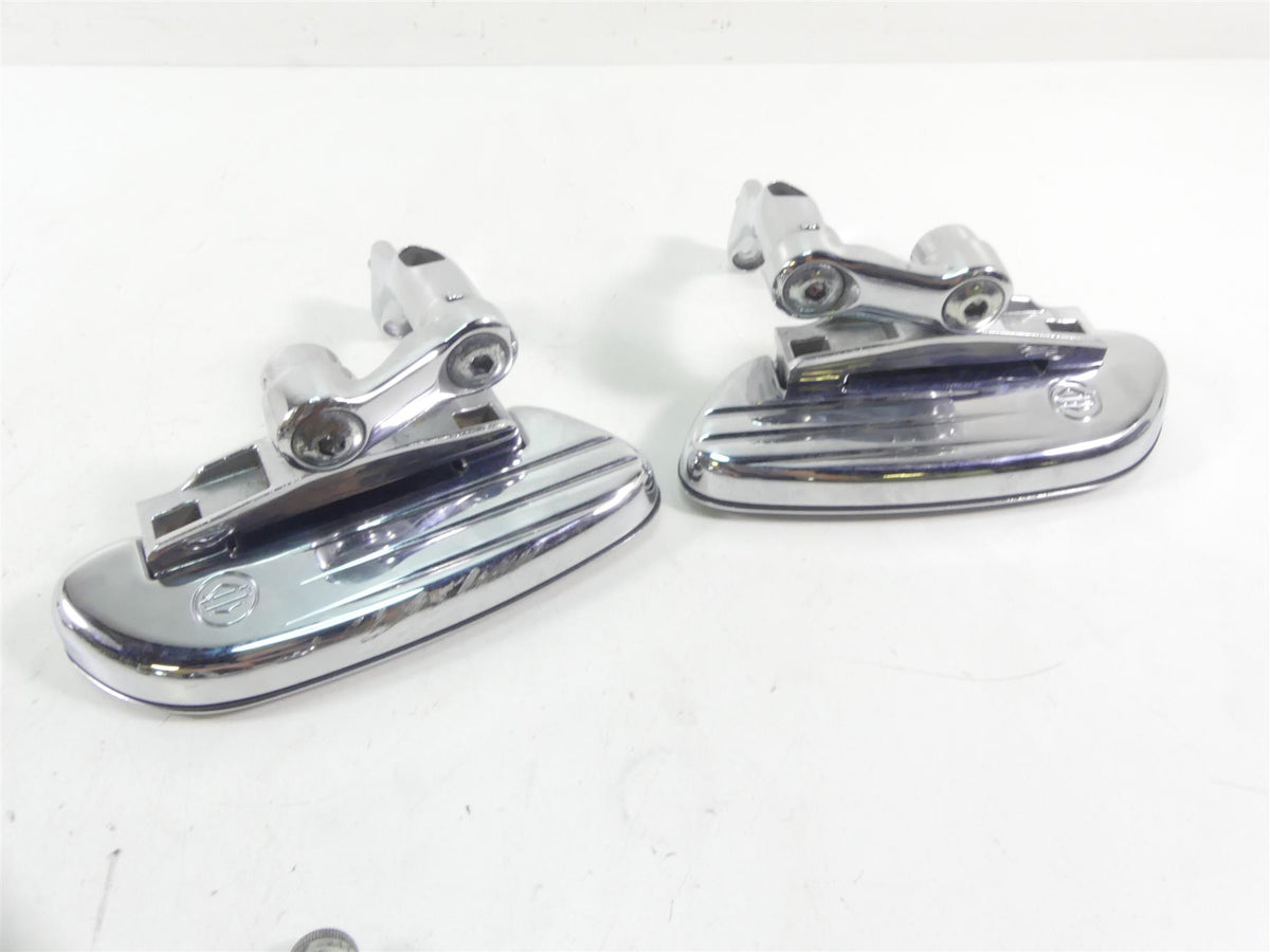 2007 Harley FLHTCU SE CVO Electra Glide Floorboard Shifter Brake Set 50688-04 {{ shop.shopifyCountryName }} - Mototech271