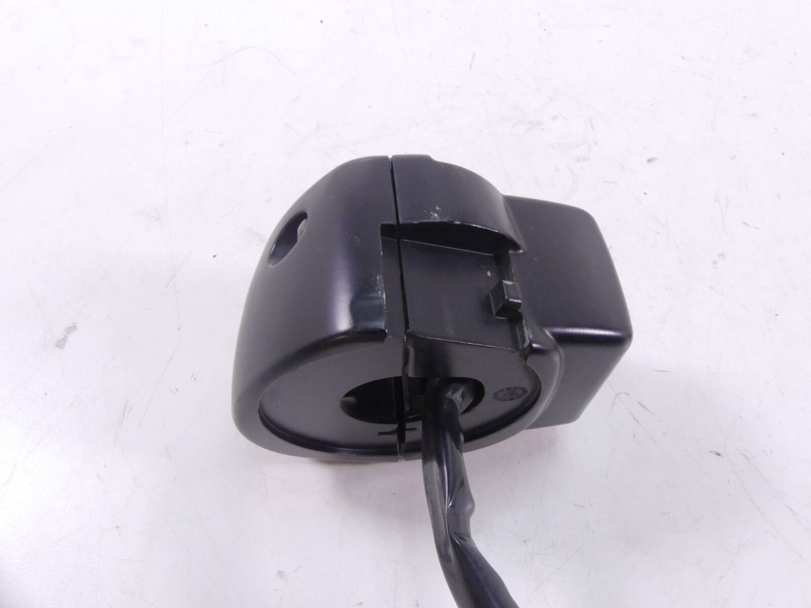 2000 Harley Touring FLHTCI Electra Glide Left Hand Control Switch Audio 71558-96 {{ shop.shopifyCountryName }} - Mototech271