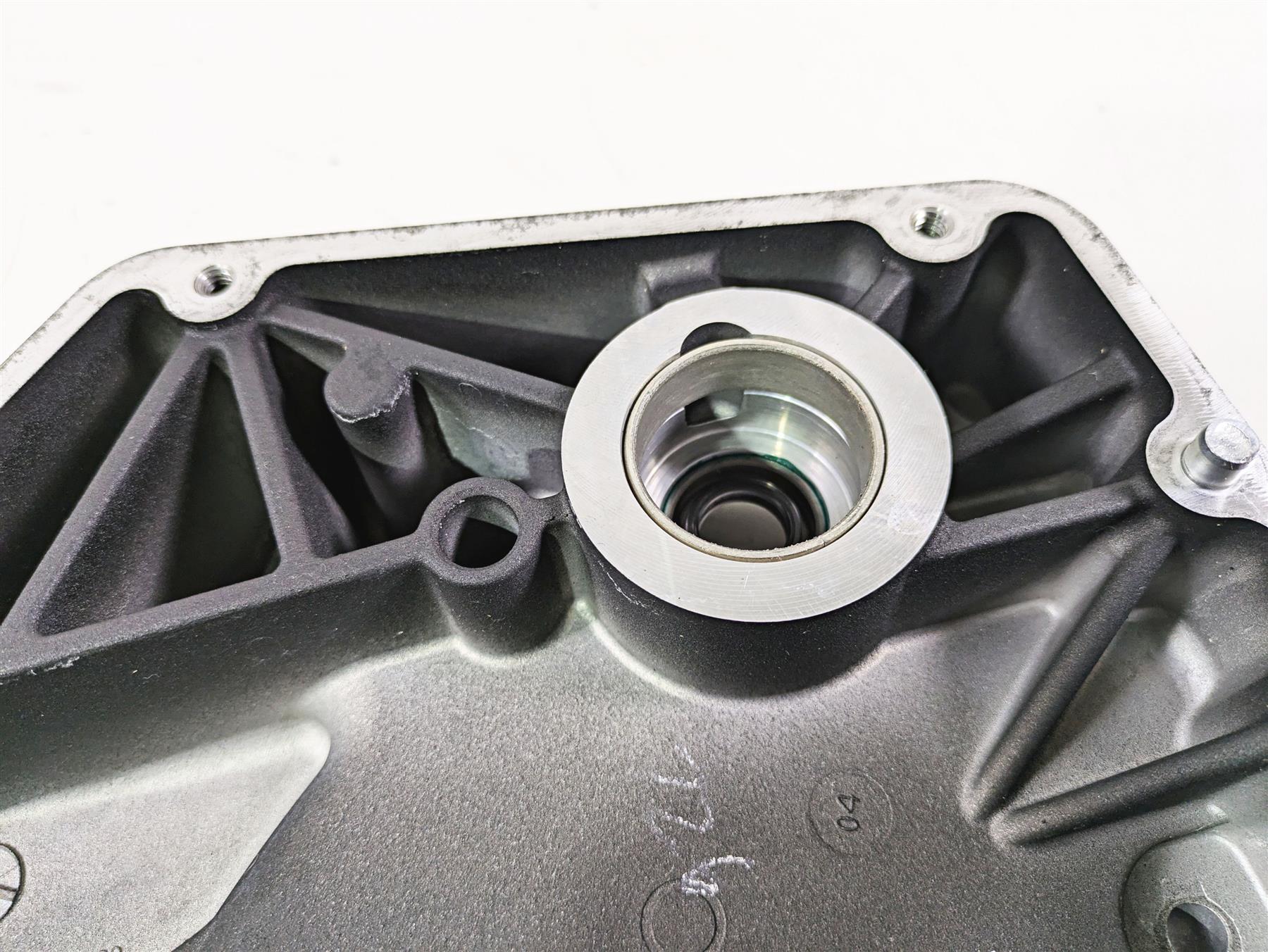2005 Harley Softail FLSTSCI Heritage Springer Inner Primary Cover 60620-94B {{ shop.shopifyCountryName }} - Mototech271
