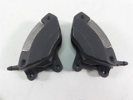 2012 Harley Touring FLHX Street Glide Front Brake Caliper Set 43027-08 44023-08 {{ shop.shopifyCountryName }} - Mototech271