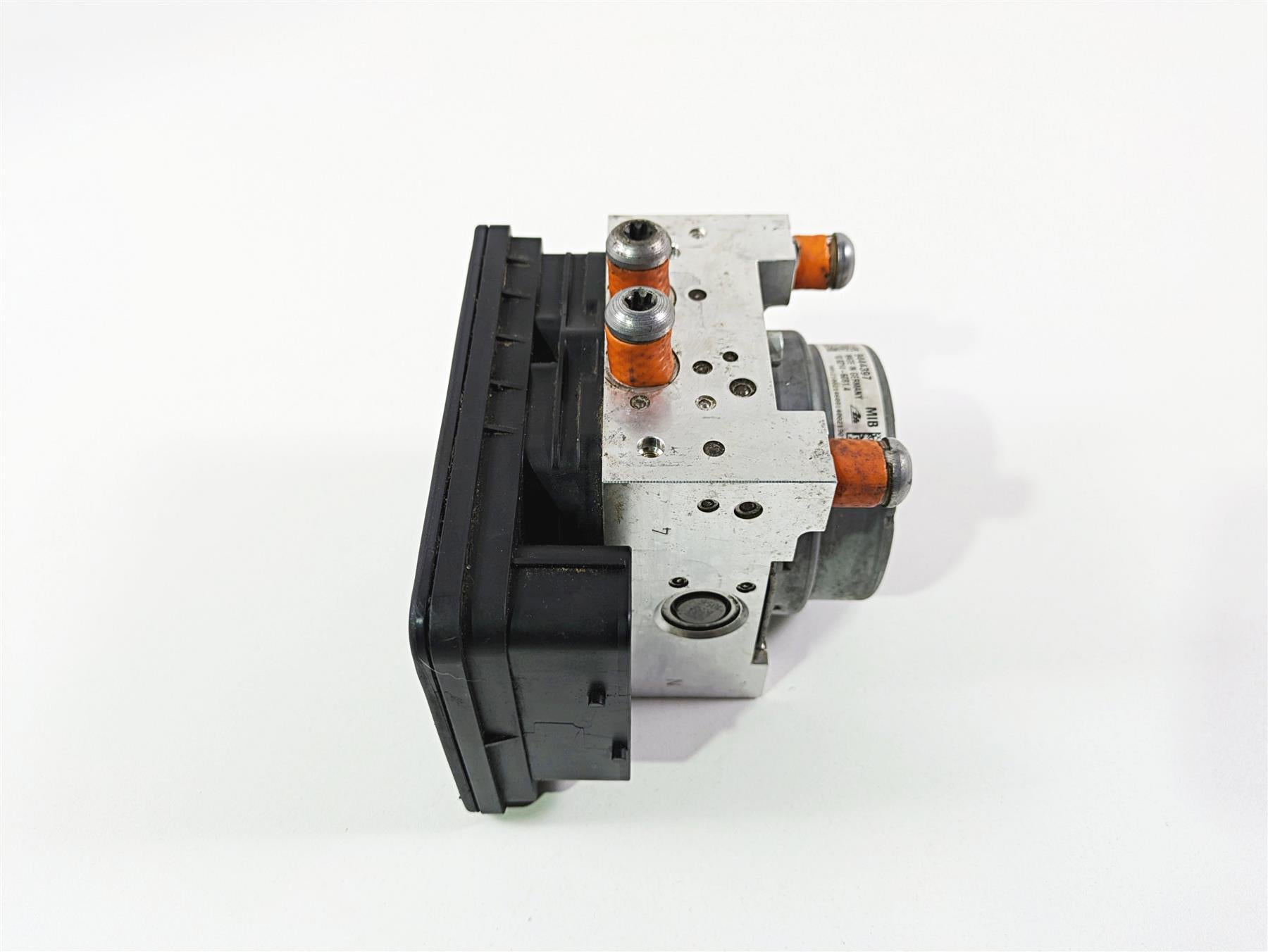2019 BMW R1250RT K52 Abs Brake Pump Module 9444397 34519444398 {{ shop.shopifyCountryName }} - Mototech271