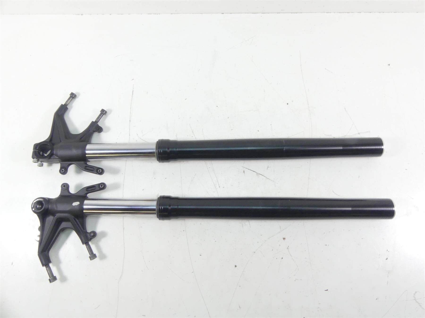 2019 Indian Motorcycle Co. FTR1200 Straight Front Fork Set 1824724 1824725