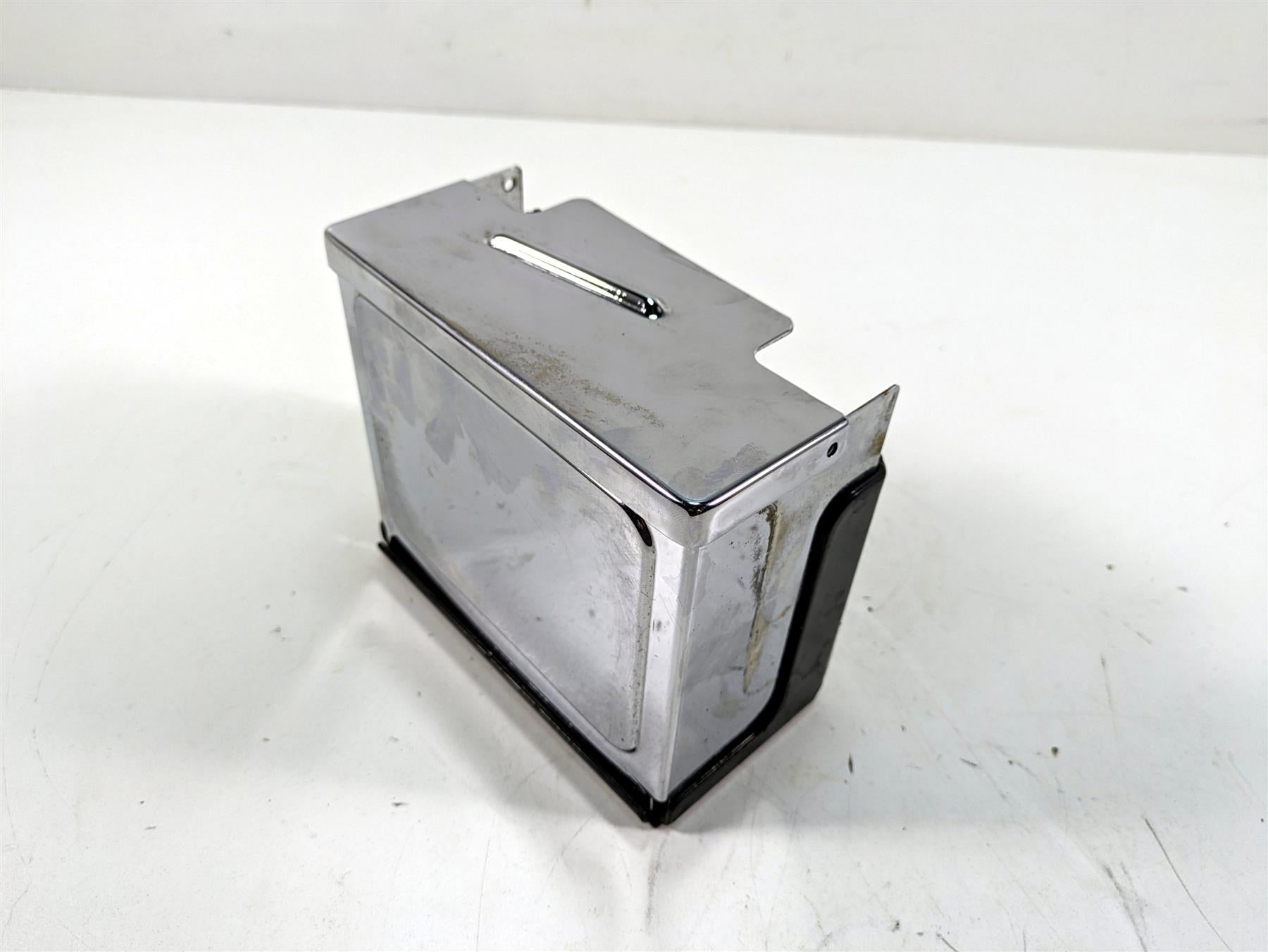 2000 Harley Dyna FXDL Low Rider Battery Box Tray & Chrome Cover 66375-97 {{ shop.shopifyCountryName }} - Mototech271