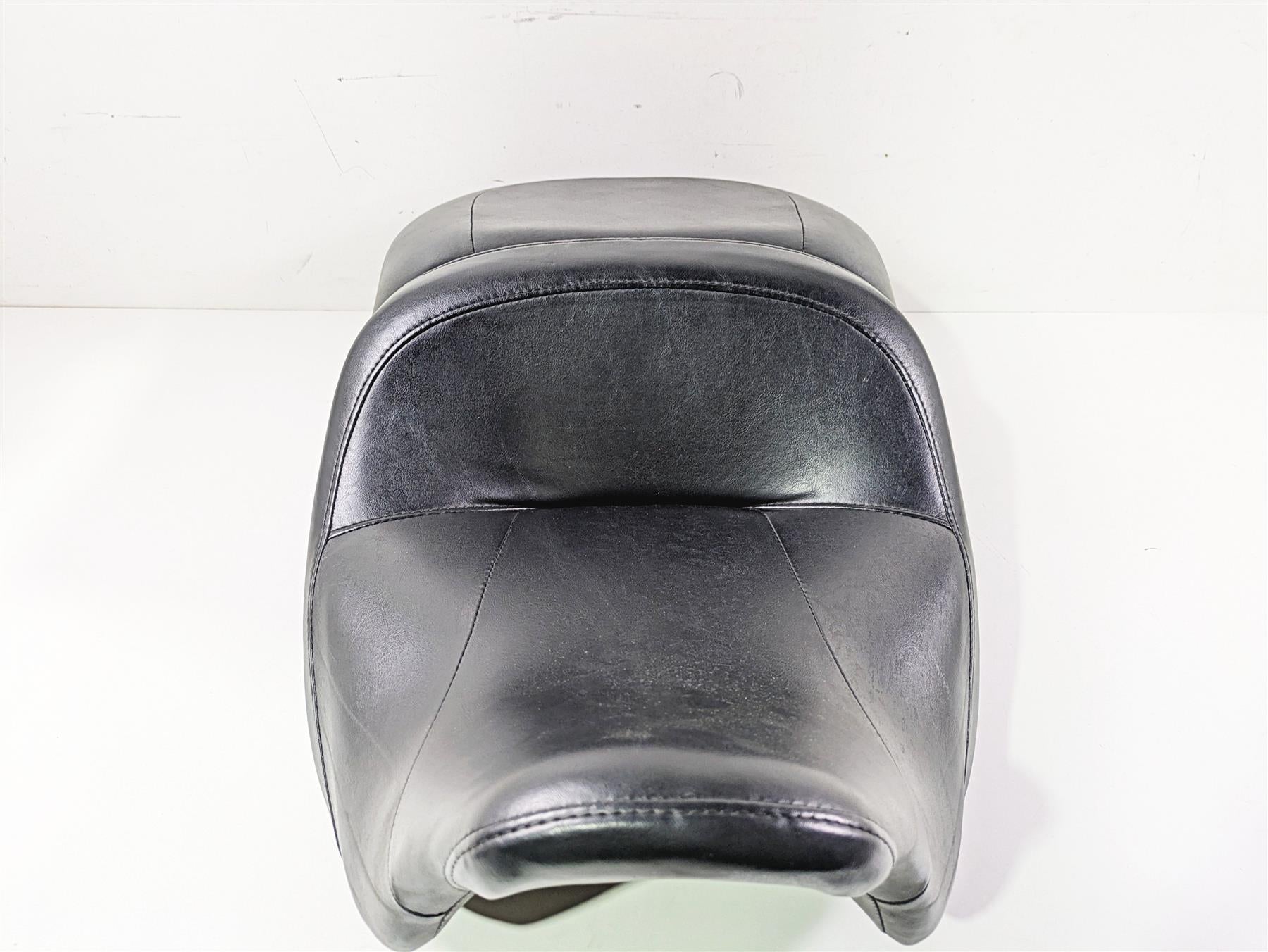 2016 Harley Touring FLHR Road King Seat Saddle - Low 52000038 {{ shop.shopifyCountryName }} - Mototech271
