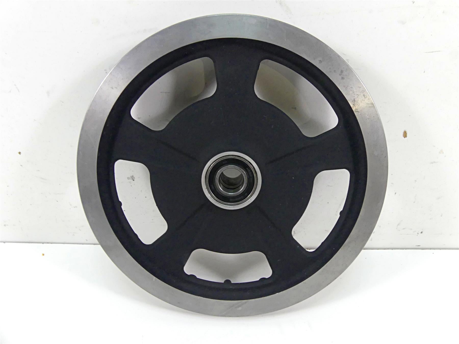 2011 Harley Touring FLTRX Road Glide Rear Belt Sprocket Pulley 68T 1