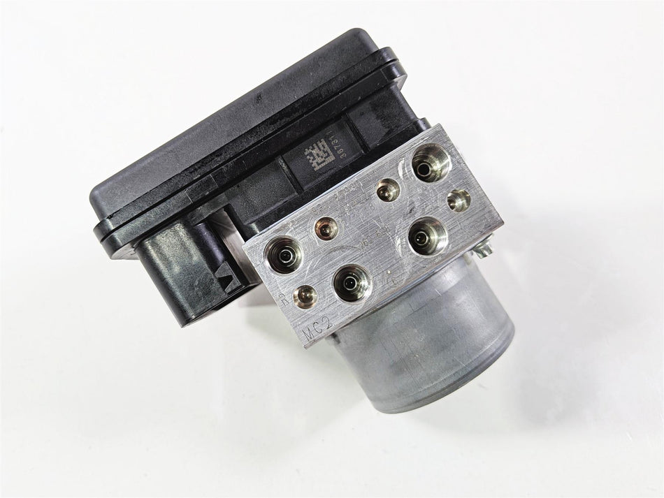 2022 Yamaha YZF R1 R1M RN65 Abs Brake Pump Module Unit B3L-85930-01 B3L-85930-08-Mototech271