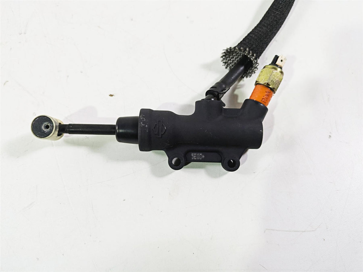 2006 Harley VRSCR Street V-Rod Rear Brake Master Cylinder 44571-06C {{ shop.shopifyCountryName }} - Mototech271
