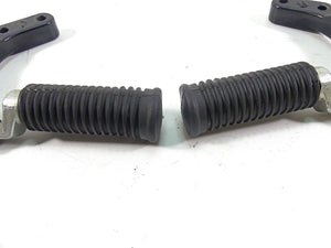 2013 Harley VRSCF Muscle Vrod Rear Passenger Pillion Foot Peg Set 50822-09
