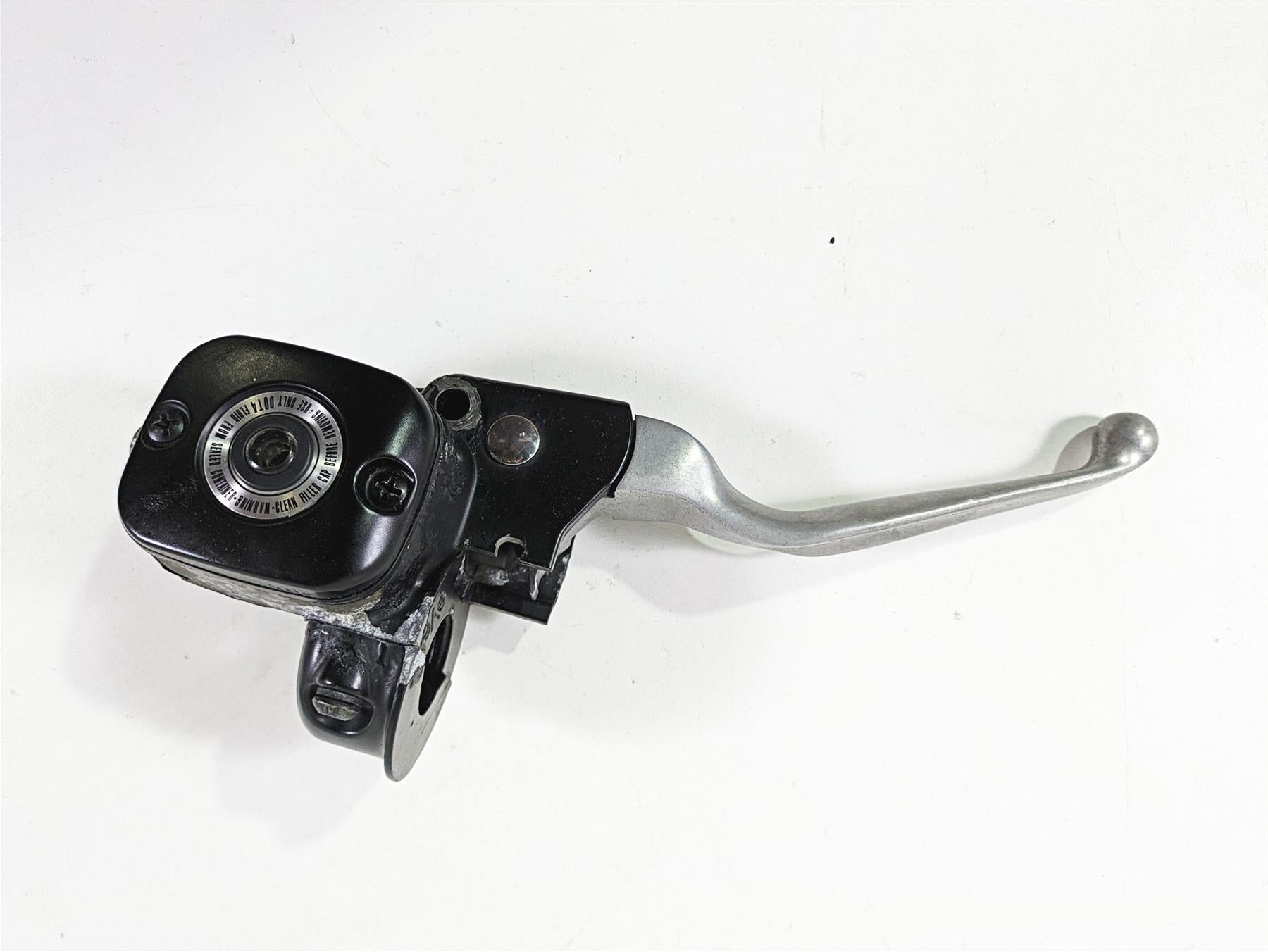 2008 Harley FLSTC Softail Heritage Front Brake Master Cylinder 9/16 45019-08C {{ shop.shopifyCountryName }} - Mototech271