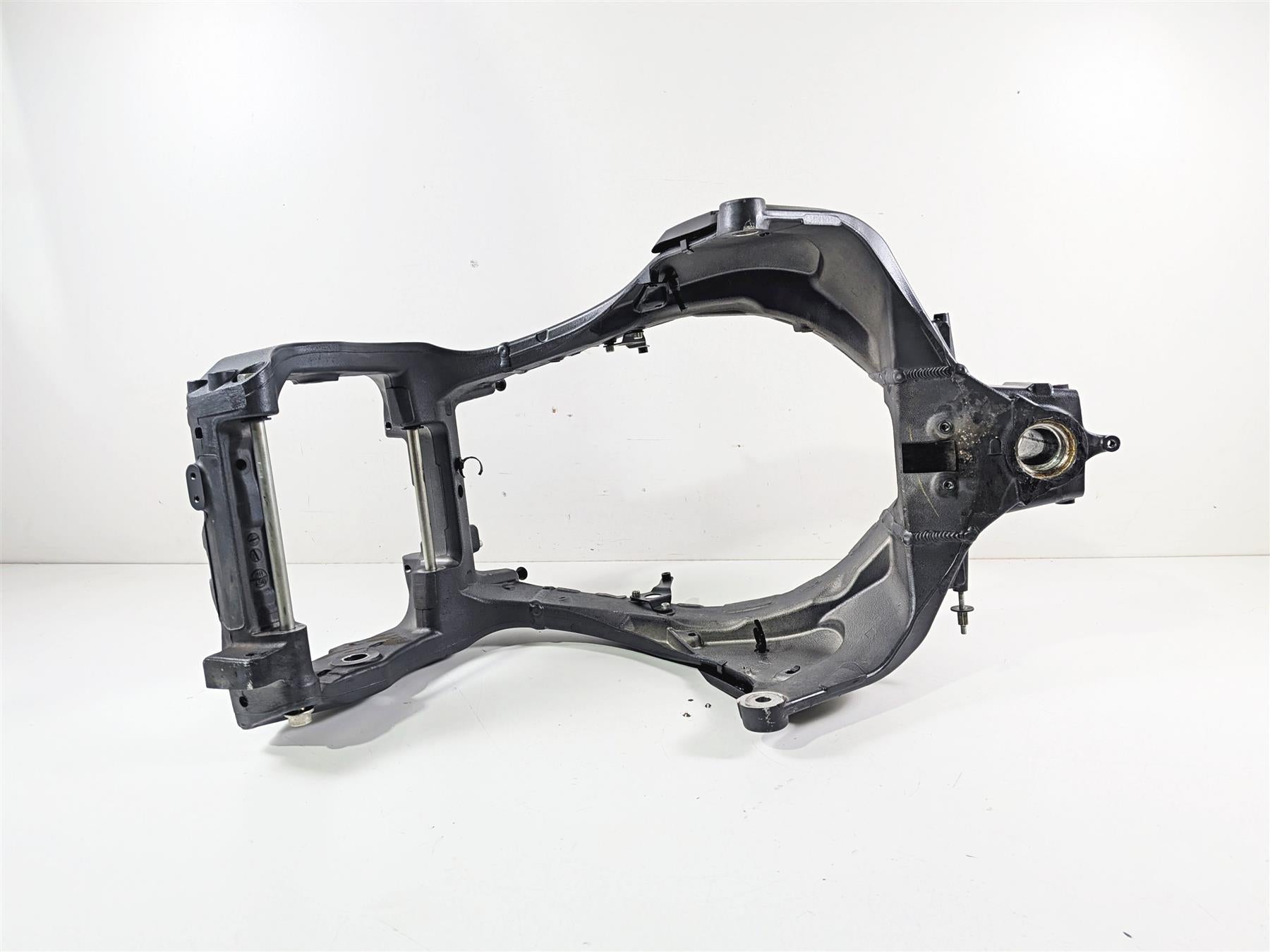 2023 Yamaha MT10 MTN1000 Straight Main Frame Chassis With Texas Salvage Title B67-21110-20-00 {{ shop.shopifyCountryName }} - Mototech271