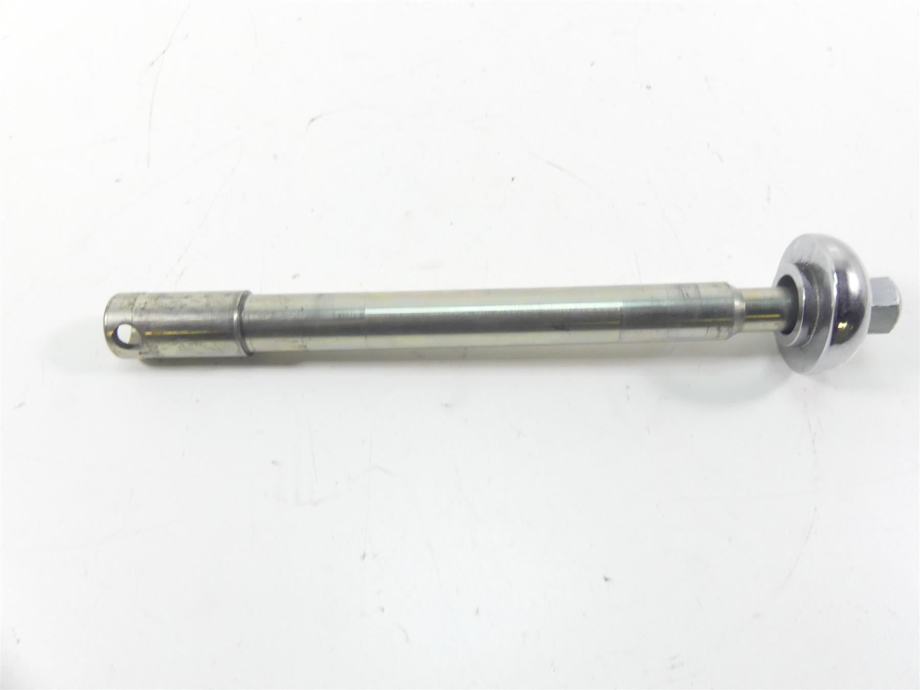 2009 Harley FLHTCU SE4 CVO E-Glide Straight Front Axle Wheel Spindle 41547-07A {{ shop.shopifyCountryName }} - Mototech271