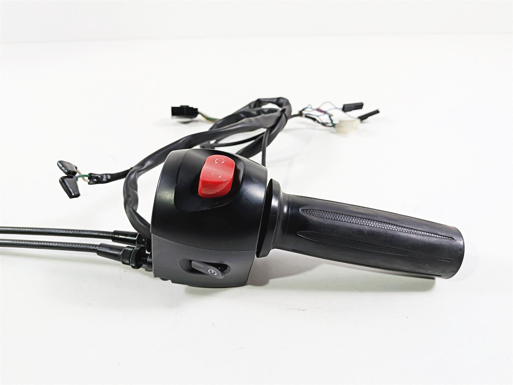 2013 Victory Vision Tour Right Hand Control Switch & Grip Heater 4011357 {{ shop.shopifyCountryName }} - Mototech271