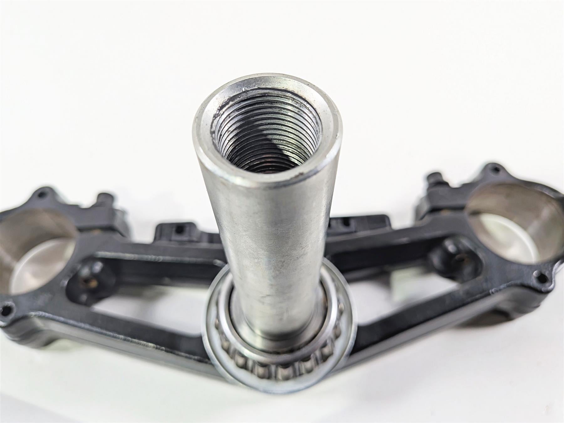 2020 Harley Touring FLTRK Road Glide Upper Lower Triple Tree Set 49mm 45900091A {{ shop.shopifyCountryName }} - Mototech271