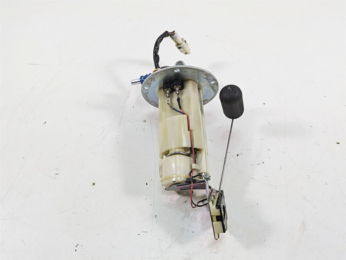 2009 Suzuki GSXR750 K9 Fuel Gas Petrol Pump - Tested 15100-37H00 15100-37H01 {{ shop.shopifyCountryName }} - Mototech271