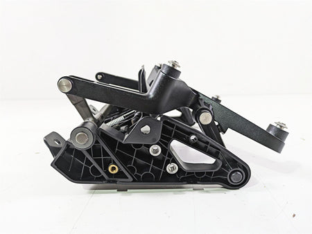 2019 BMW S1000XR K49 Windshield Mount Stay Holder 46637717039 46638553982 {{ shop.shopifyCountryName }} - Mototech271