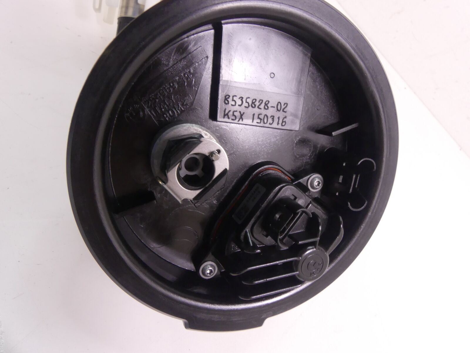 2016 BMW R1200RS K54 Fuel Gas Petrol Pump 16148357969 16148535828 {{ shop.shopifyCountryName }} - Mototech271