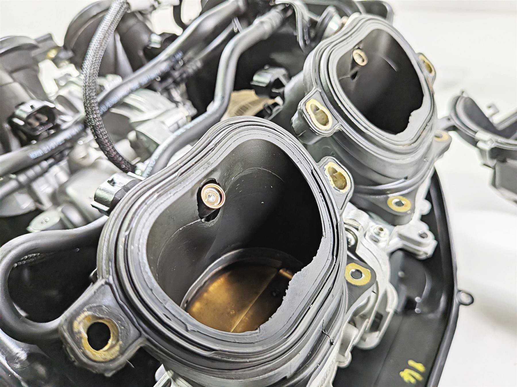2023 Ducati Streetfighter V4 Mikuni Throttle Body Air Box 28221213B 28040461B-Mototech271