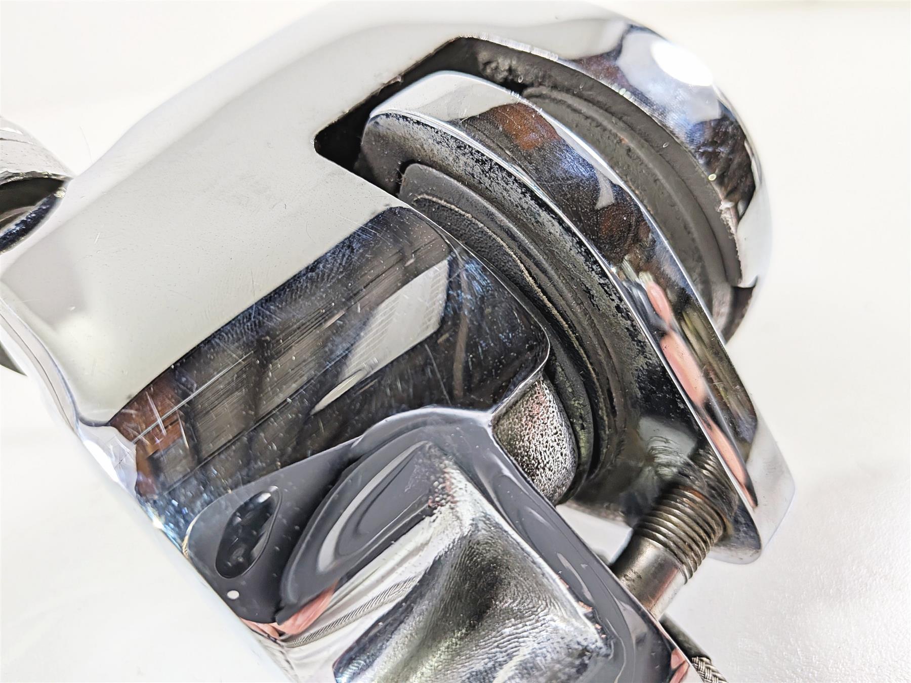 1996 Harley FLSTC Softail Heritage Front Brake Caliper Chrome READ 44046-84C {{ shop.shopifyCountryName }} - Mototech271