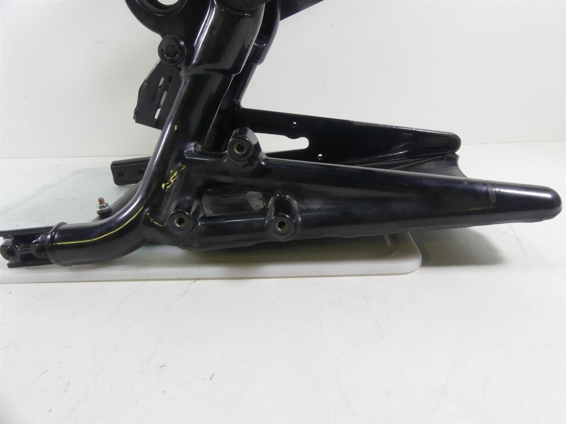 2013 Harley Davidson VRSCF Muscle Main Frame Chassis Slvg -Read 47764-08 {{ shop.shopifyCountryName }} - Mototech271