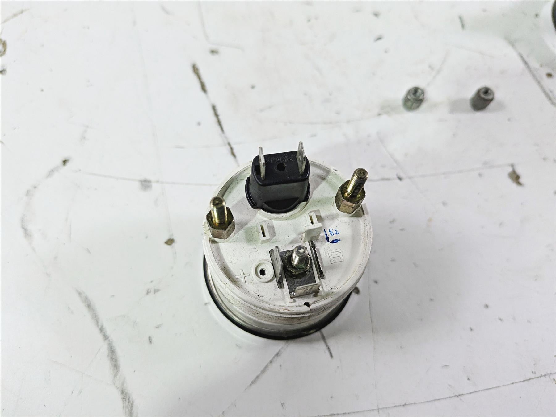 2003 Harley Touring FLHTCUI E-Glide 100th Volt Voltage Meter Gauge Read 74526-96 {{ shop.shopifyCountryName }} - Mototech271