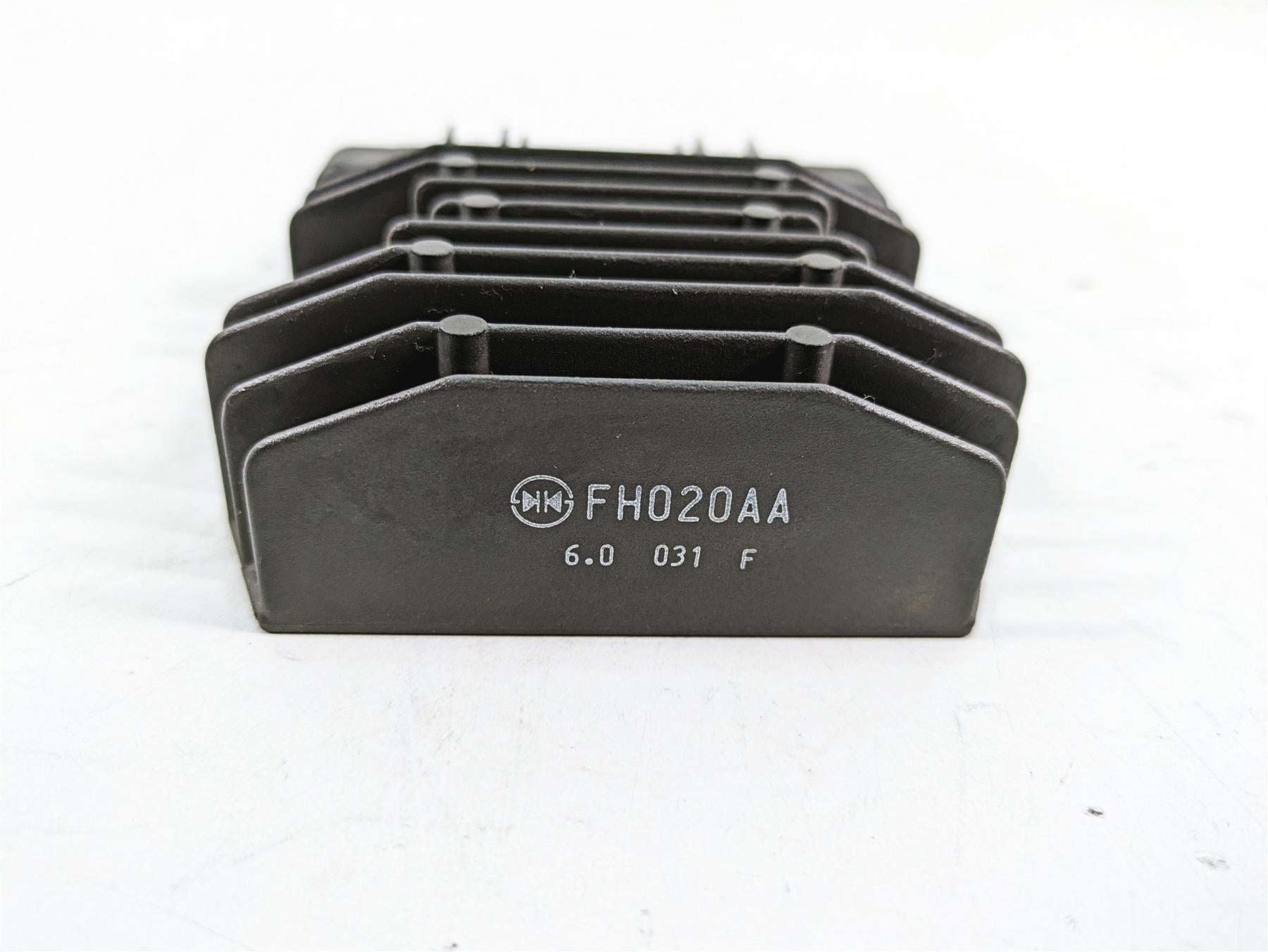 2018 Yamaha YXZ1000R EPS SS Rectifier Voltage Regulator 1D7-81960-01-00 FH020AA {{ shop.shopifyCountryName }} - Mototech271