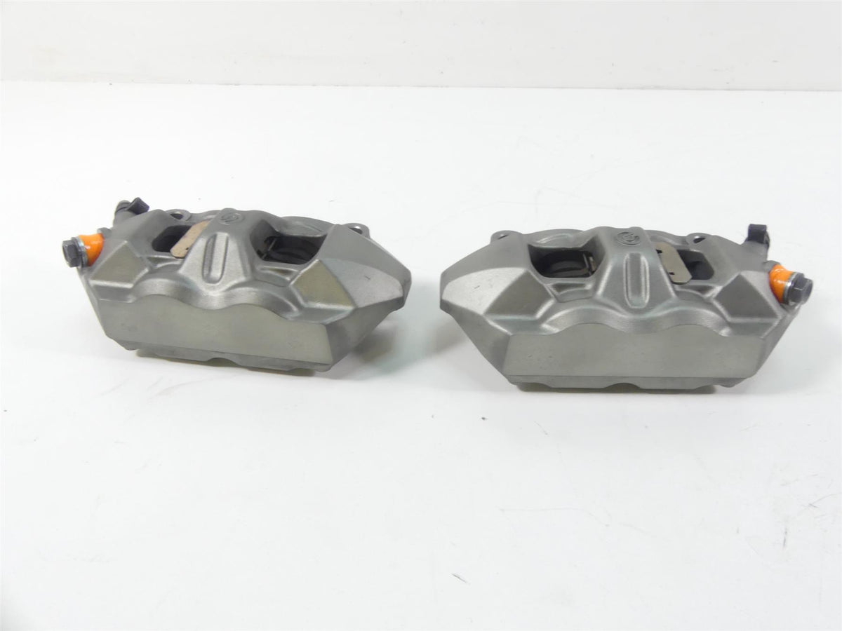 2015 Triumph 1050 Speed Triple R Front Brembo Brake Calipers T2021450 T2021460 {{ shop.shopifyCountryName }} - Mototech271