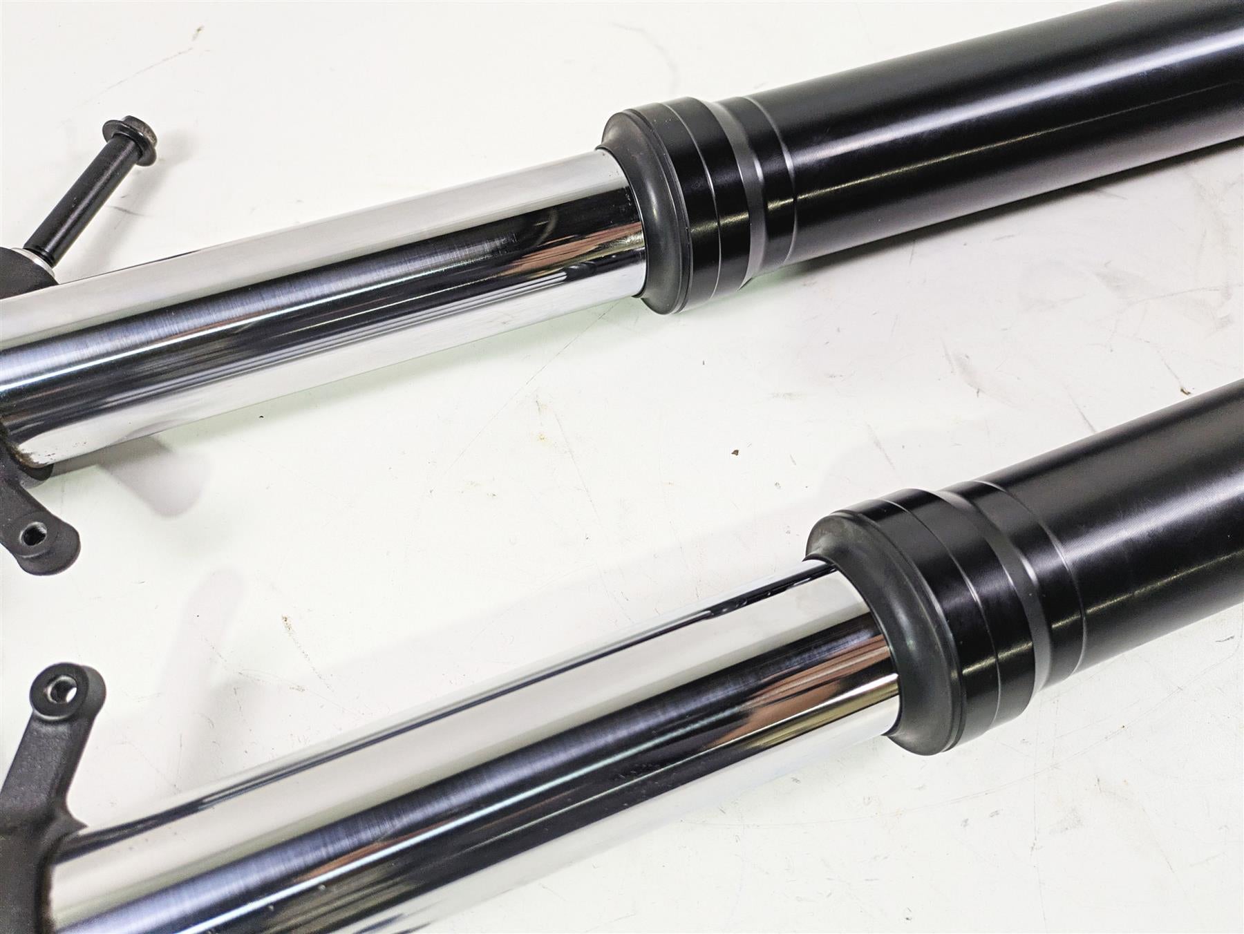 2020 Suzuki V-Strom 1050 XT Straight Front Fork Leg Set 51103-06L00 51104-06L00 {{ shop.shopifyCountryName }} - Mototech271