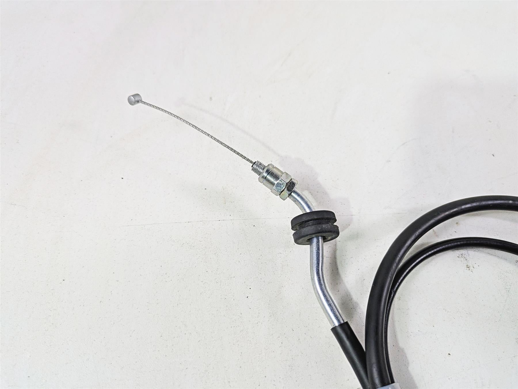 2022 Ducati Scrambler Desert Sled Throttle Control + Grip & Cable Set 65420521A {{ shop.shopifyCountryName }} - Mototech271