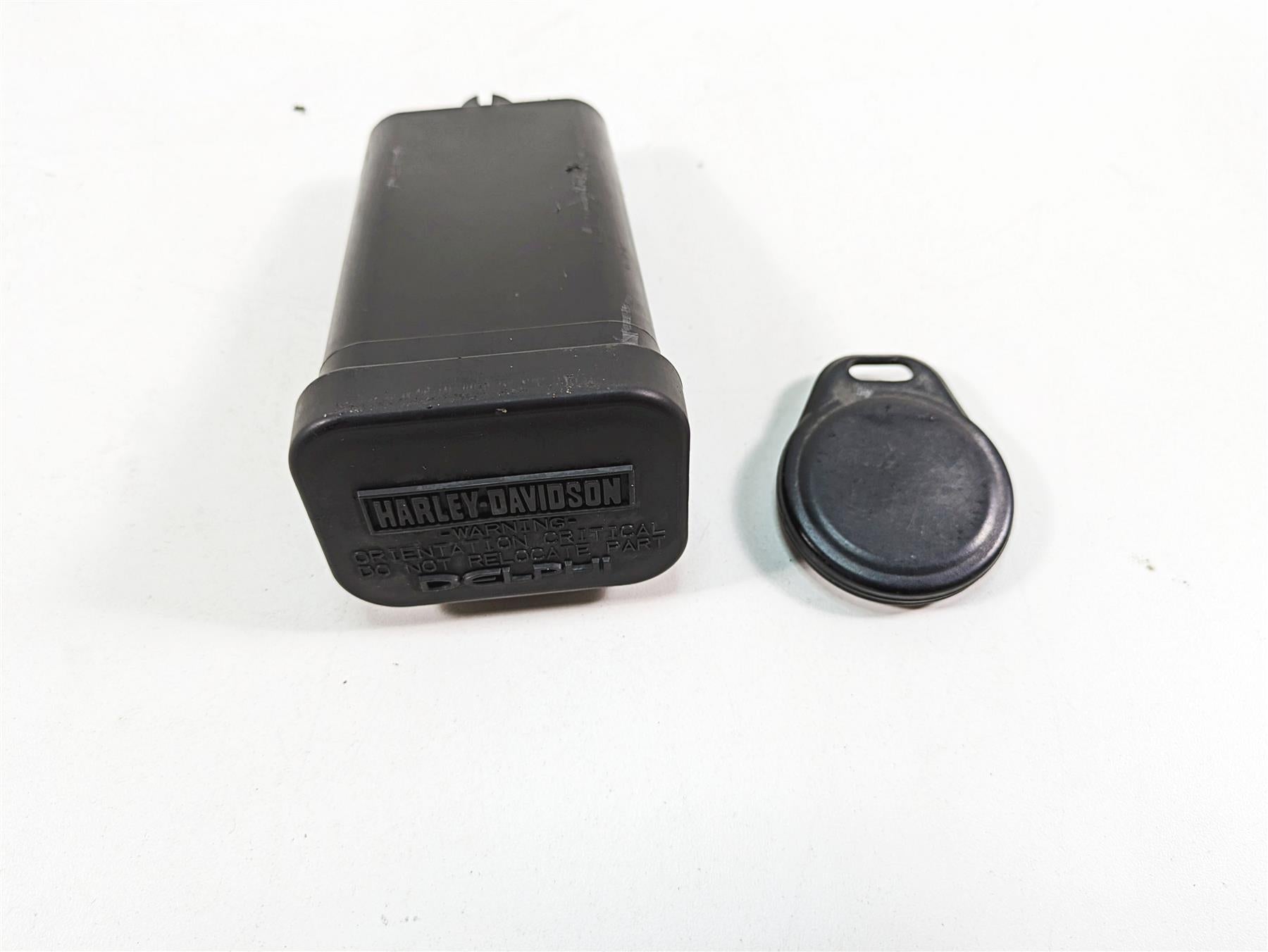 2006 Harley Touring FLHXI Street Glide Tssm Security Module + Fob Key 68922-00D {{ shop.shopifyCountryName }} - Mototech271