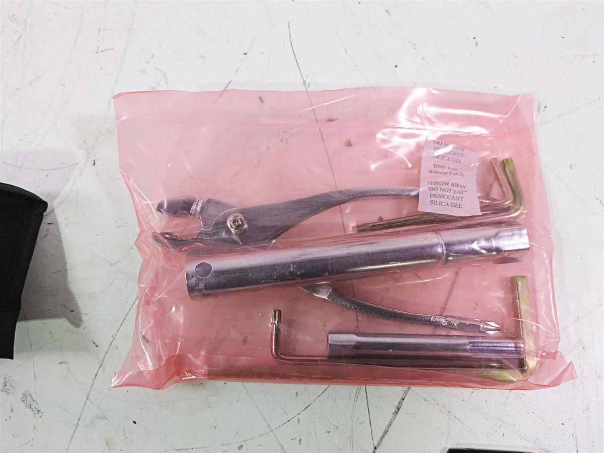 2022 Polaris RZR XP 4 1000 Premium Owners Tool Kit + Bag 2885157 2682572 {{ shop.shopifyCountryName }} - Mototech271