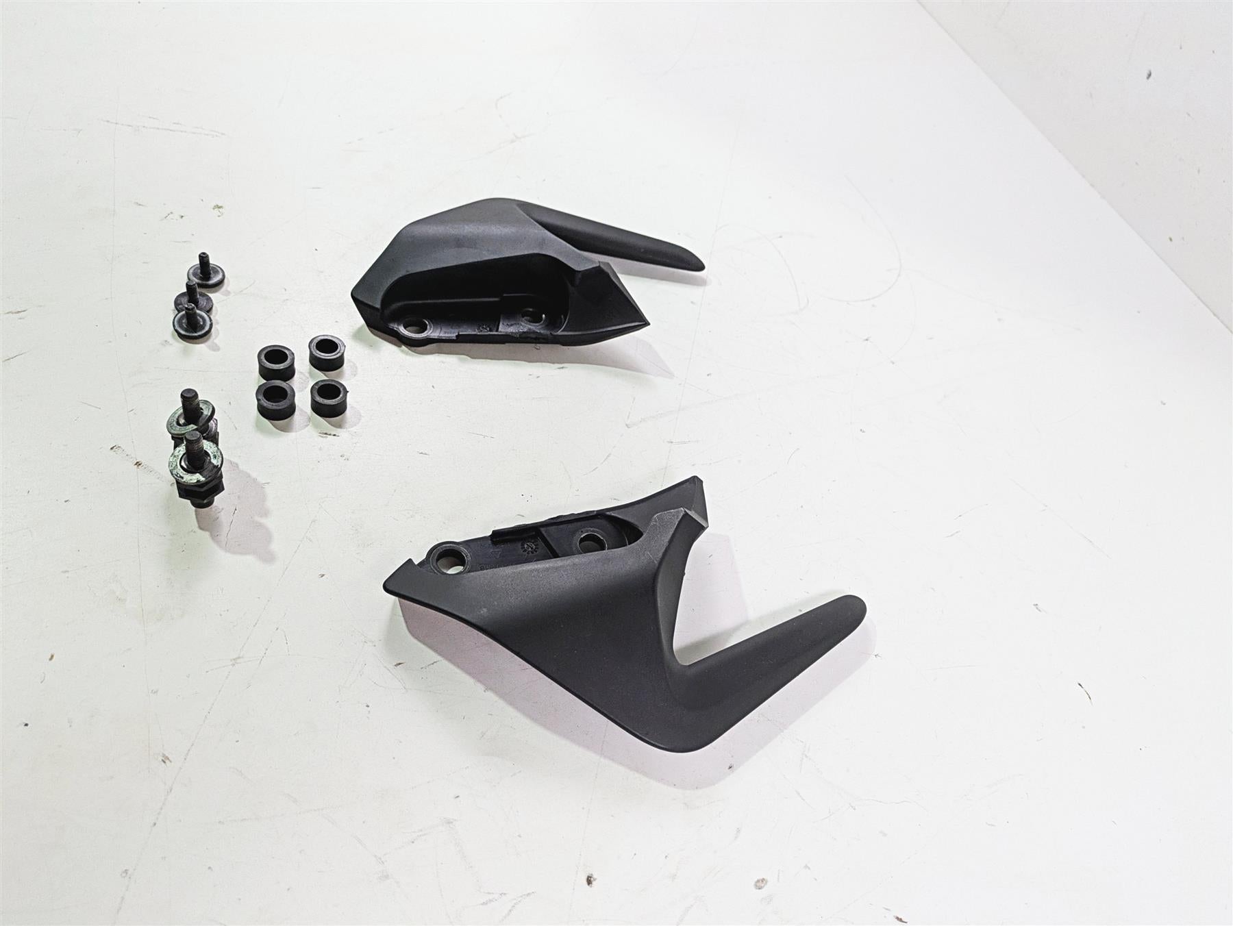 2016 Ducati Monster 1200 S Rear Grab Bar Handle Set 80610371B 80610381B {{ shop.shopifyCountryName }} - Mototech271