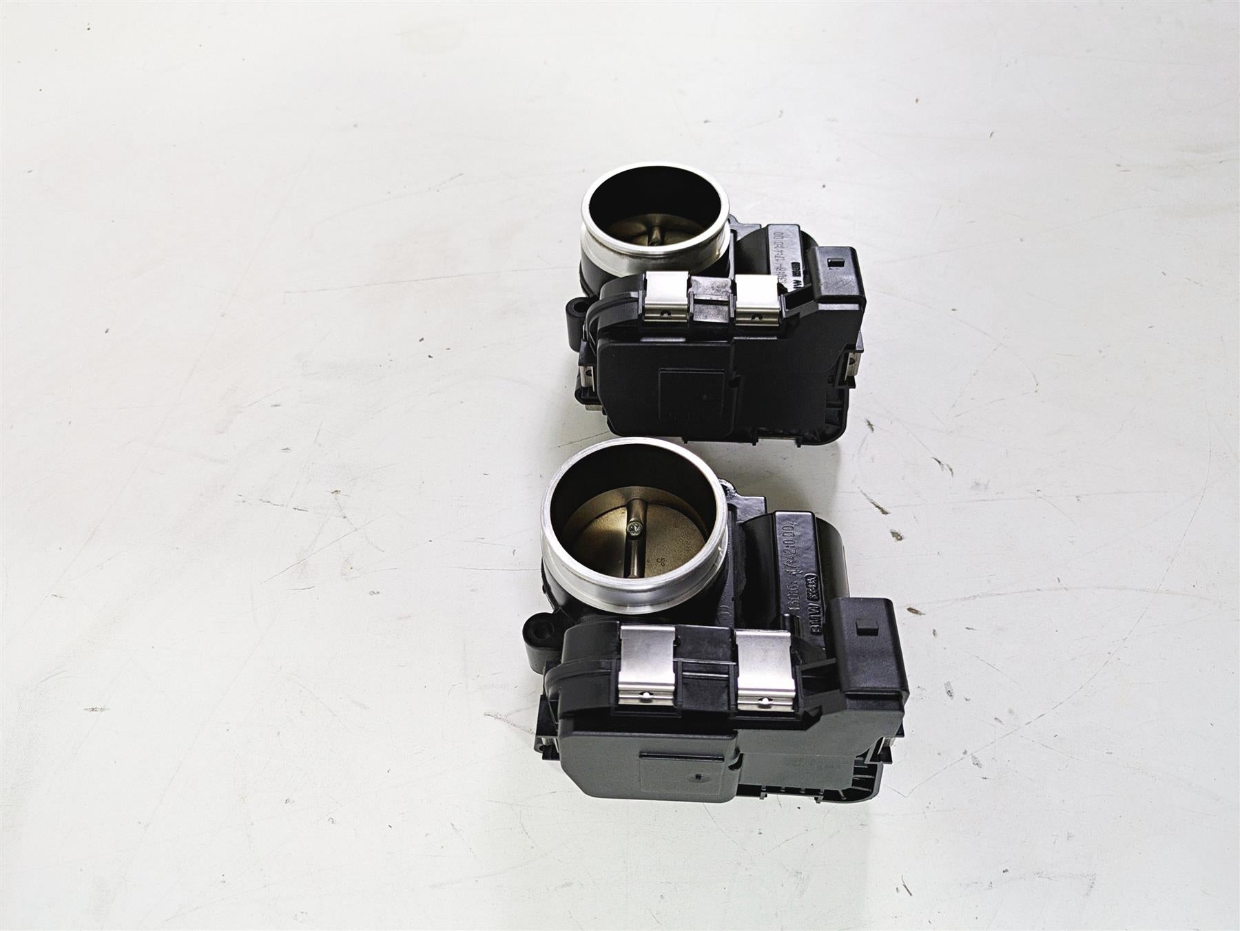 2016 BMW R1200RS K54 Throttle Bodies Body Fuel Injection 13548564959 {{ shop.shopifyCountryName }} - Mototech271