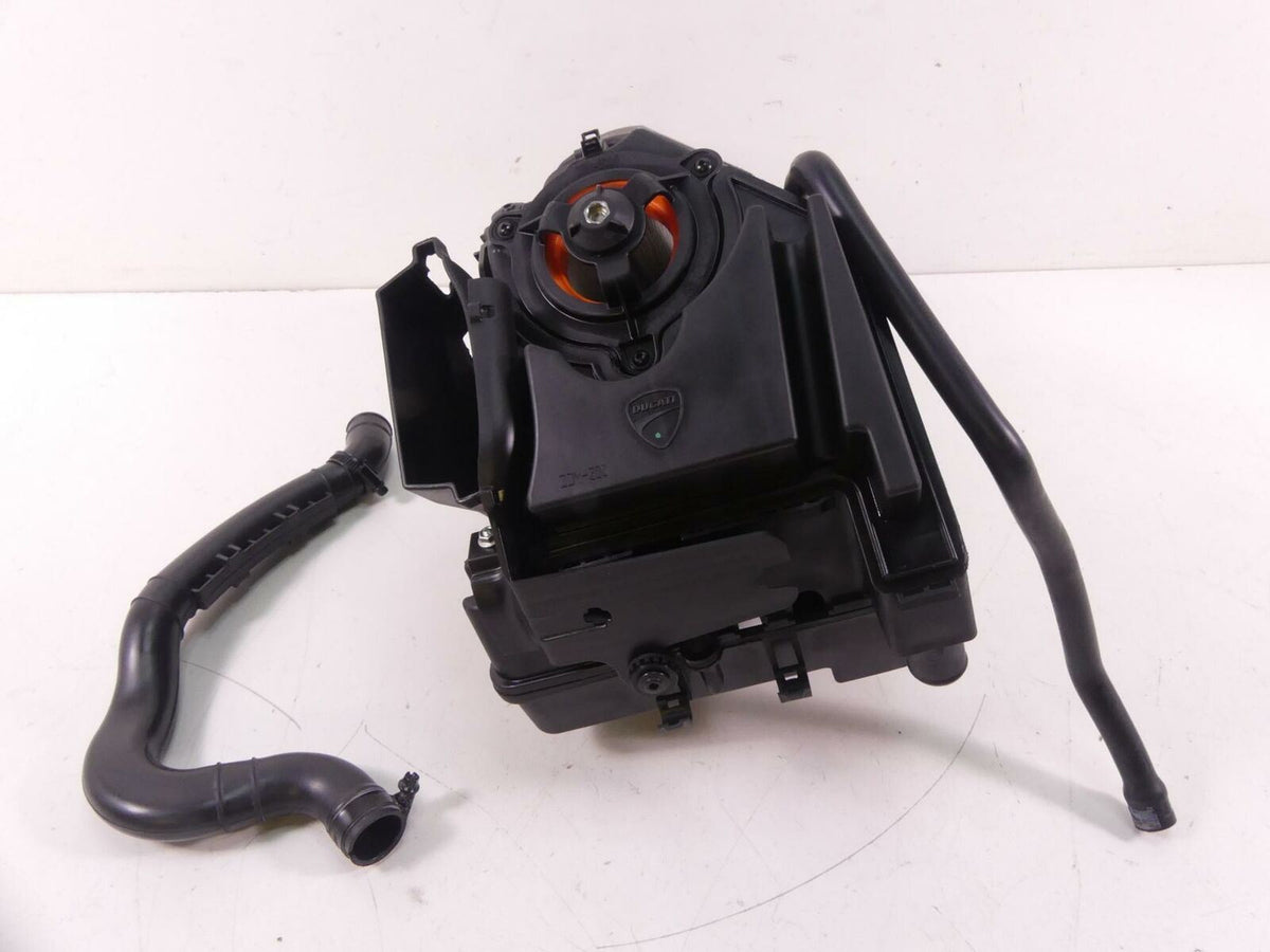 2020 Ducati Monster 1200 S Air Box & Filter Assembly M1008 44213111A 24612162A {{ shop.shopifyCountryName }} - Mototech271