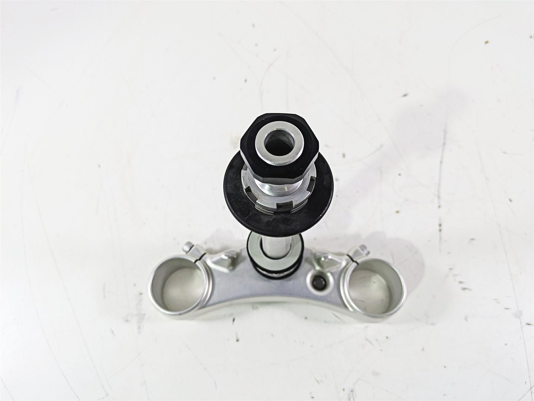 2020 Triumph Daytona 765 Moto2 Lower Tiple Tree Steering Clamp 54mm T2046835 {{ shop.shopifyCountryName }} - Mototech271