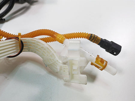 2013 Harley Touring FLHX Street Glide Fuel Gas Petrol Pump 62908-08 75069-08C {{ shop.shopifyCountryName }} - Mototech271