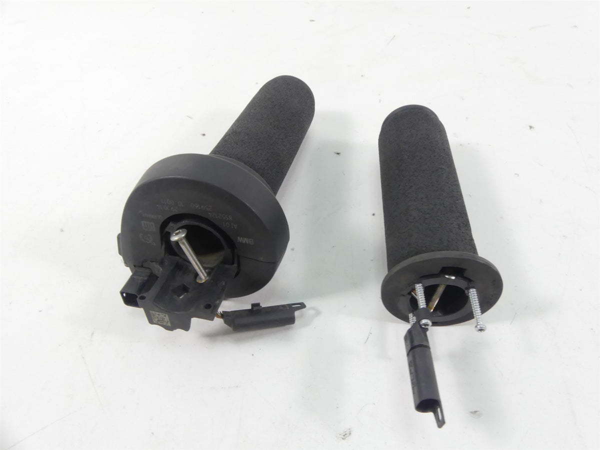 2015 BMW R1200RT K52 Left Right Heated Grip Grips Set 61318552117 61318552124 {{ shop.shopifyCountryName }} - Mototech271