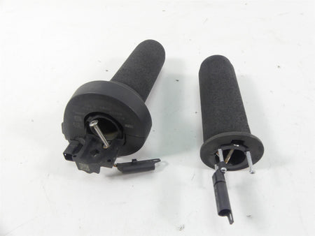 2015 BMW R1200RT K52 Left Right Heated Grip Grips Set 61318552117 61318552124 {{ shop.shopifyCountryName }} - Mototech271