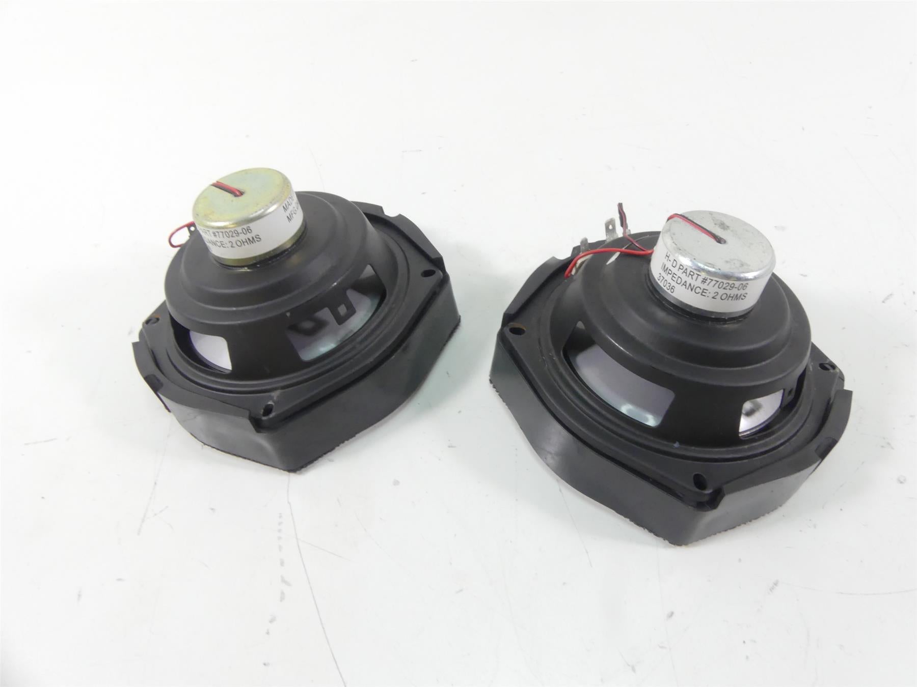 2007 Harley Touring FLHTCU SE CVO Electra Glide Front Speaker Set 5.25" 77029-06 {{ shop.shopifyCountryName }} - Mototech271