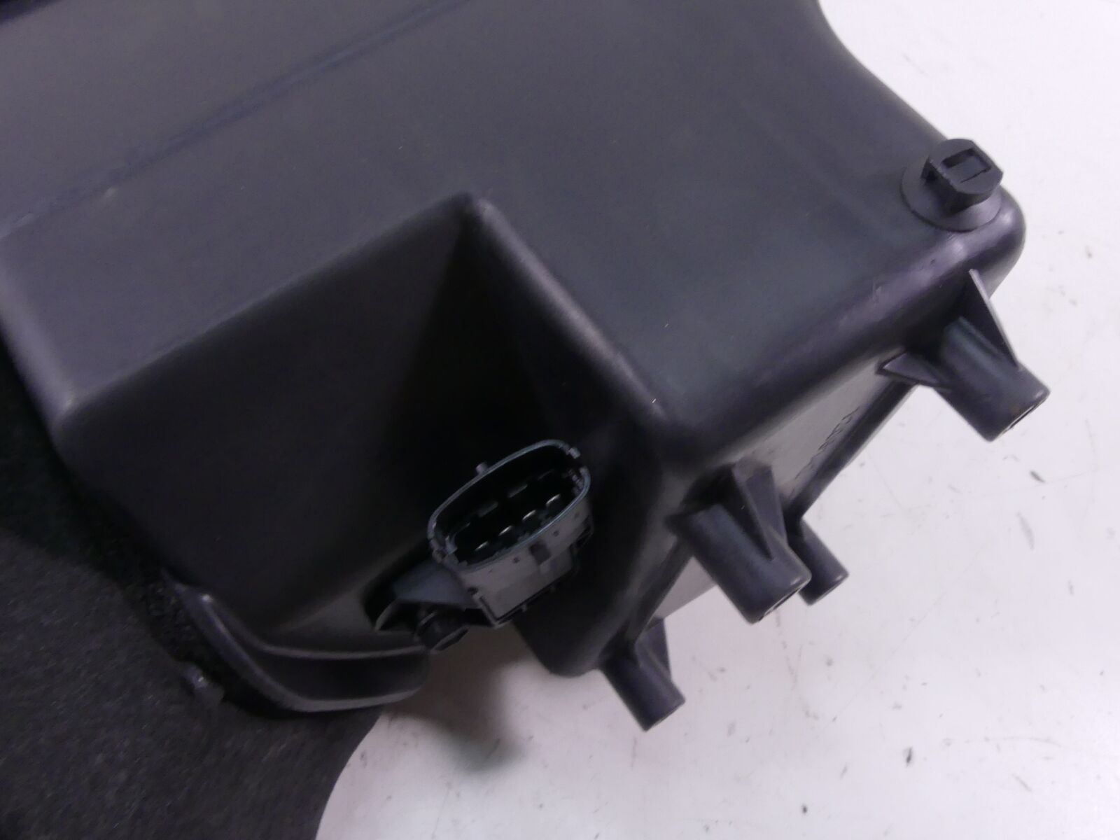 2021 Polaris 650 Matryx Indy VR1 Air Cleaner Filter Breather Box 1206142 {{ shop.shopifyCountryName }} - Mototech271