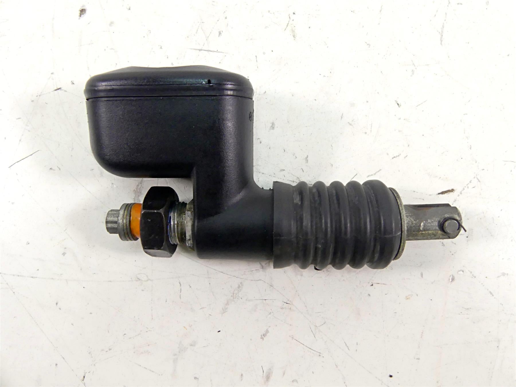 2013 Harley Softail FLSTFB Fat Boy Lo Rear Brake Master Cylinder 41767-05E {{ shop.shopifyCountryName }} - Mototech271
